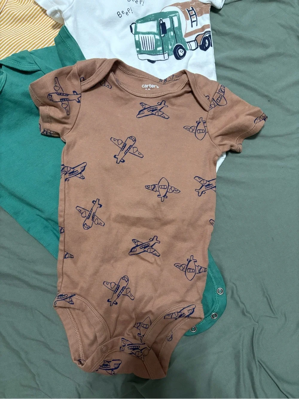 Carters four nwot